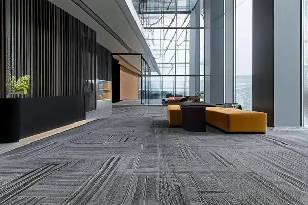 現(xiàn)代辦公室灰色地毯實(shí)景