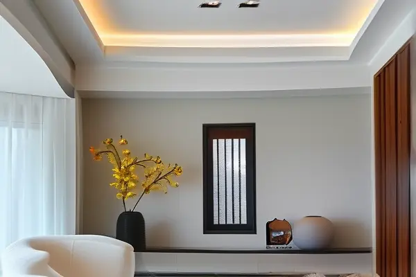 現代簡約風格客廳石膏線條吊頂實景圖